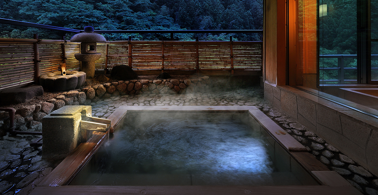 源泉かけ流し露天風呂付プレミアムスイート