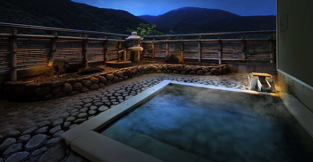 源泉かけ流し露天風呂付ロイヤルスイート